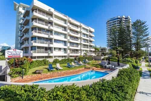 Surfers Chalet