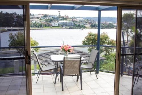 Two-Bedroom Apartment with Lake View