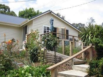 Trevallyn House2