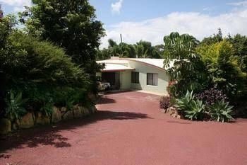 Noosa Edge Nudist Retreat2