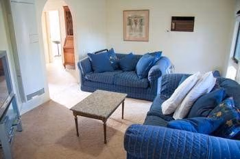 Yarra Glen Racecourse Apartments3