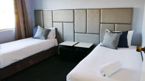 King Studio with Sofa Bed