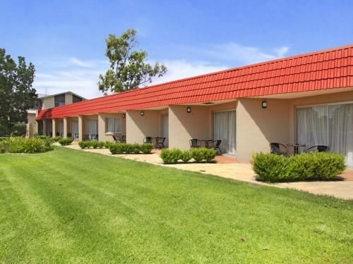 Country Capital Motel2