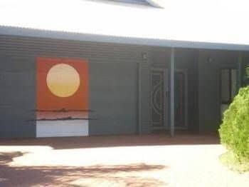 Ochre Moon B&B Ochre Moon B&B