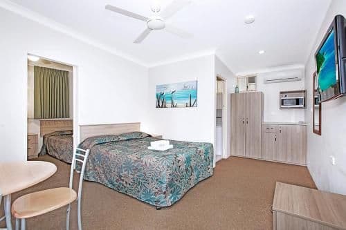 Family Room (4 Adults)