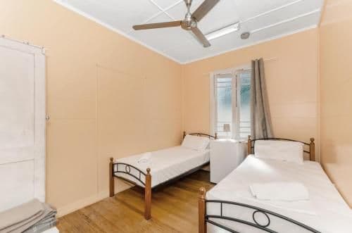 Standard Twin Room with Shared Bathroom