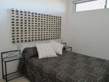 Tingeera Luxury Beachfront Apartments Tingeera Luxury Beachfront Apartments