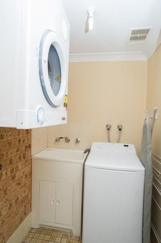 Manera Heights Apartments (Manera Heights Apartment Motel)4