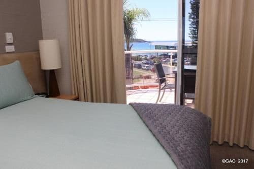 Two-Bedroom Apartment with Filtered Sea View