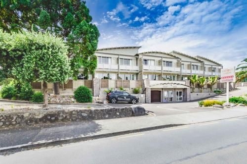 Raumati Sands Resort0