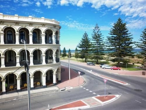 Apartment - Jetty Road(Adjacent to Hotel)