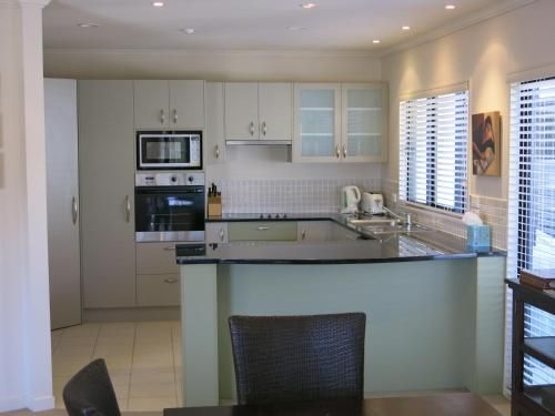 Ocean Breeze Resort Pauanui2
