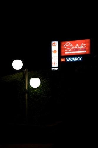 Starlight Motor Inn4