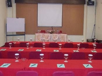 Tiatira Kencana Hotel2