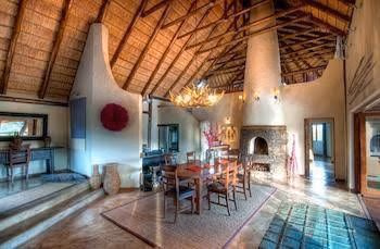 Royal Madikwe Game Lodge2
