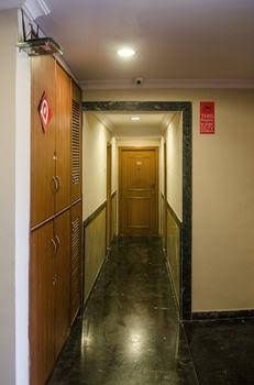 OYO Mumbai Exhibition Center Goregaon3