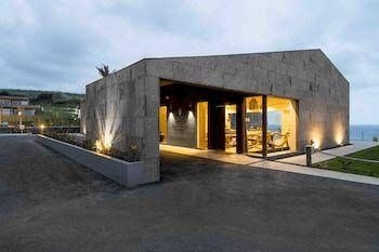 Santa Barbara Eco-Beach Resort1