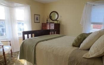Robinsong Bed and Breakfast2