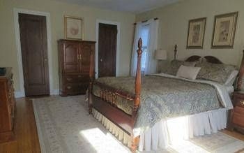 Robinsong Bed and Breakfast4