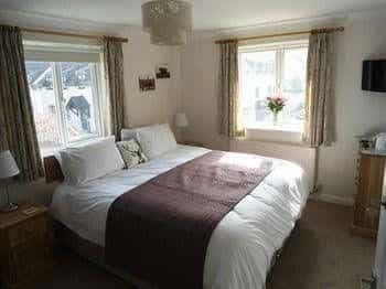 Hunters Lodge B&B Hunters Lodge B&B