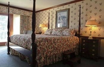 Geneva Inn4