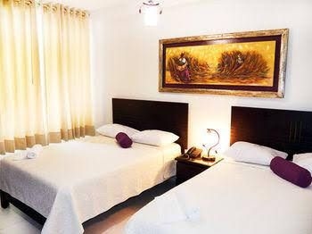 El Cacique Hotel2