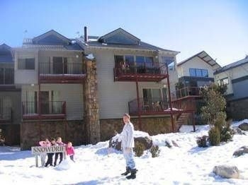 Snowdrift Chalet3