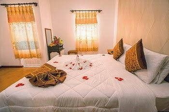 Golden Tulip Hotel0