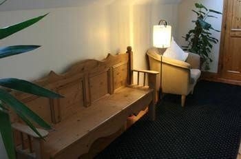 Ross House B&B0