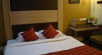 Pacific Inn Huda City Centre Sec 412