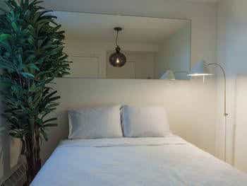 Two-Bedroom Self-Catering Apartment - Lower East Side