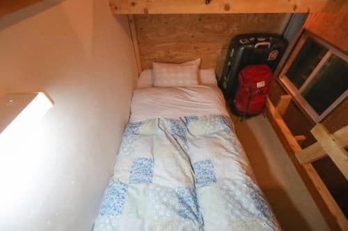 2 Bed in 6-Bed Male Dormitory Room