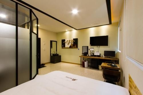 โรงแรมอารา (Hotel Ara)2
