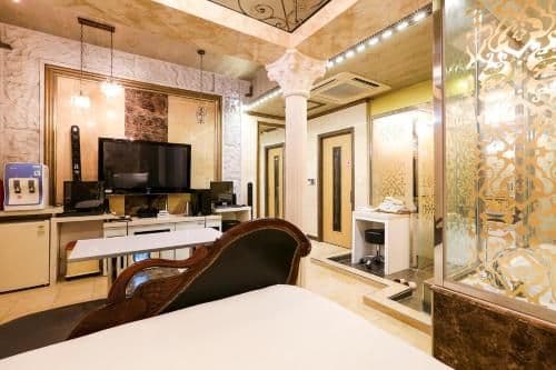 Large Double Room