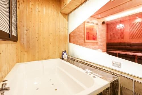 Large Double Room