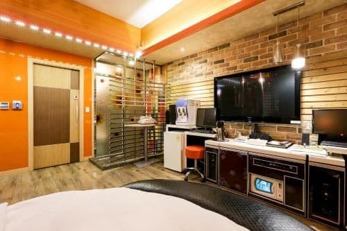 Large Double Room