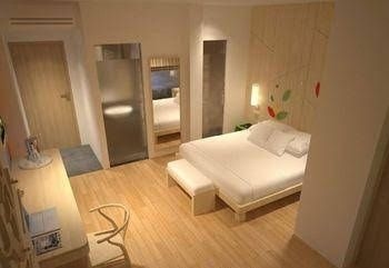 โรงแรมและคาเฟ่แอสเซนท์ มาลัง (Ascent Hotel & Cafe Malang)4