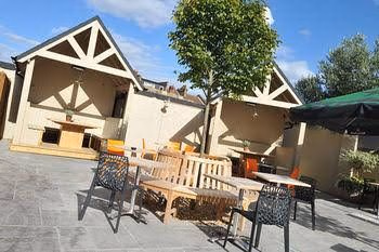 The Station Hotel0