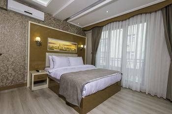 De Maison Airport Hotel0