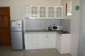 Panglao Homes Resort & Villas0