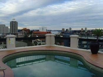 The Crescent On Bayswater The Crescent On Bayswater