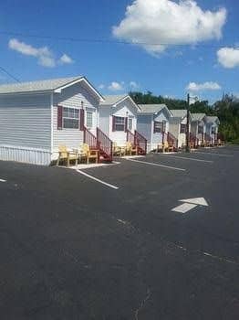 Carters Motel and Mobile Home Village Carters Motel and Mobile Home Village