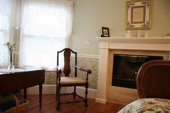 Grey Gables Inn0