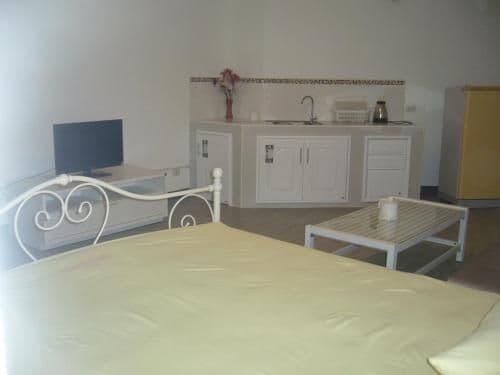 Quadruple Room with Private Bathroom