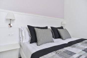 Lata Luxury Rooms4