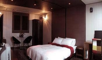 Alice Hotel3