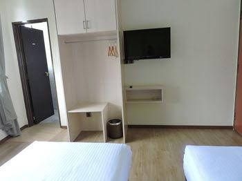 Merlin Hotel3