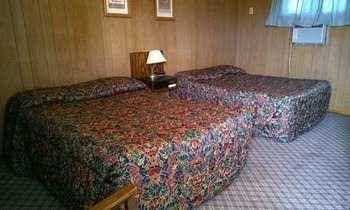 Island Park Motel3
