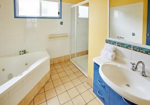Superior Two-Bedroom Villa with Spa Bath