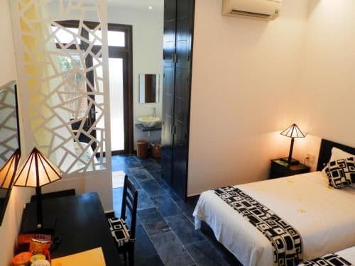 Classic Deluxe Double or Twin Room